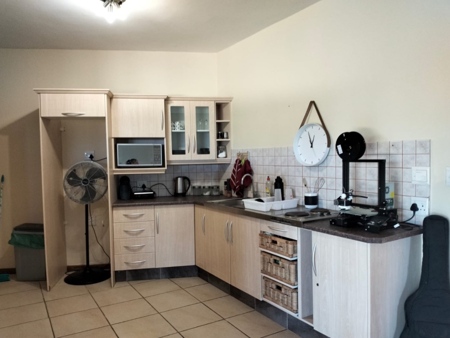 5 Bedroom Property for Sale in Glentana Western Cape